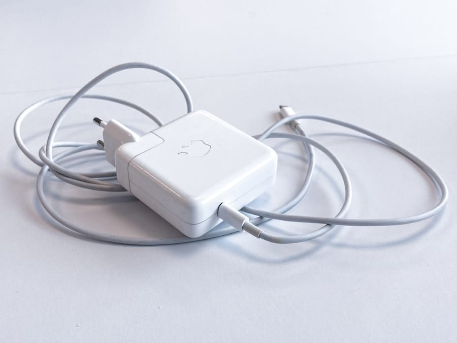HousePlus 3C Electronic Supplier — Fast Charging USB-C Cable 2m (HP-CC2M)